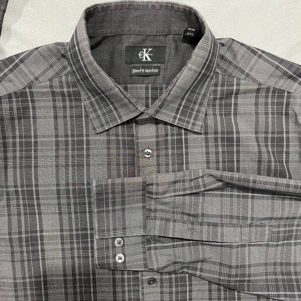 Calvin Klein Dress Shirt Mens L 16.5 32/33 Gray Plaid Slim Fit Non-Iron Cotton